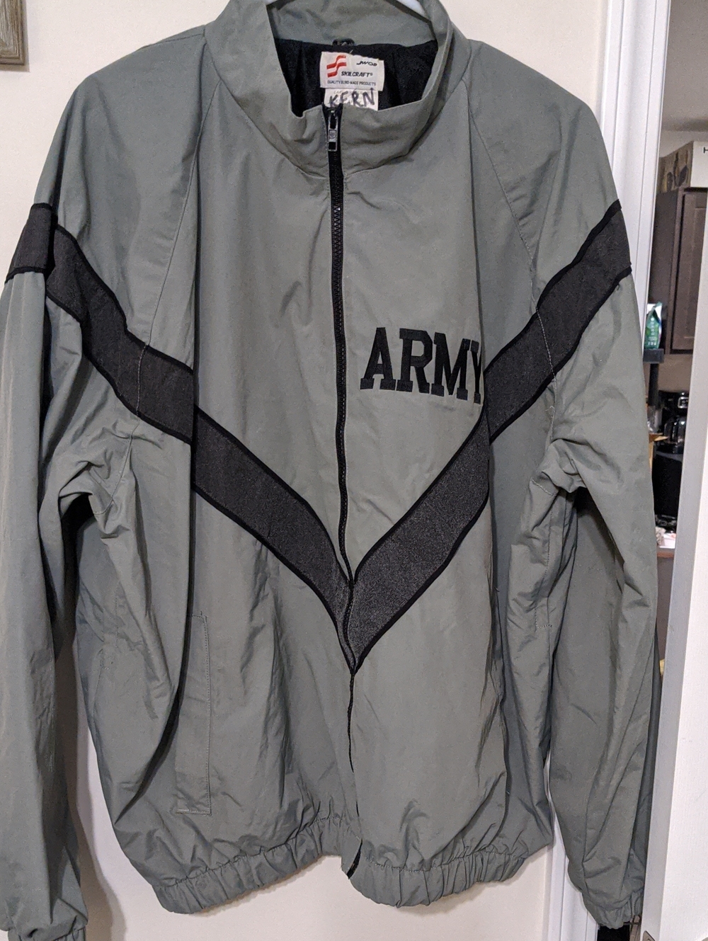 US Army IPFU Green-Gray & Black Reflective Nylon Windbreaker Training Jacket